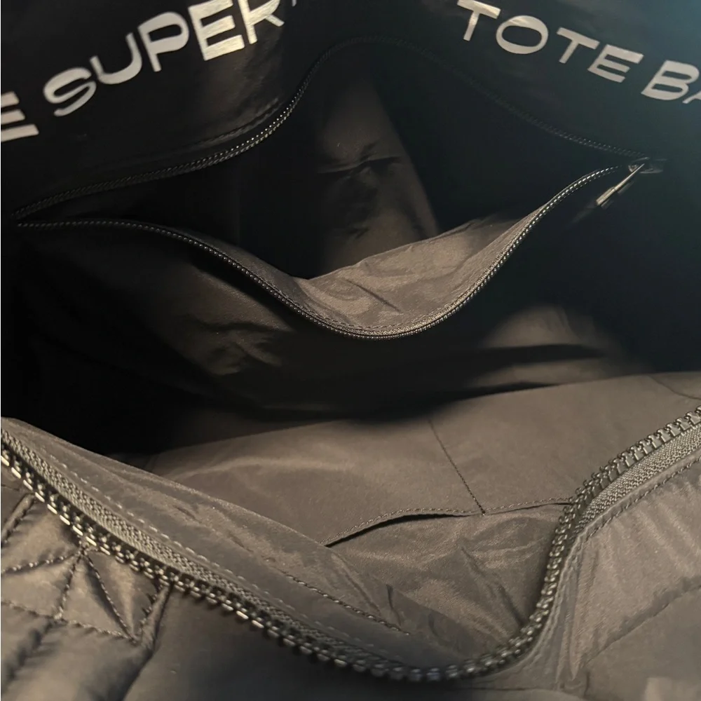 Aritzia Super Puff Large Tote Bag - Picture 5 of 5